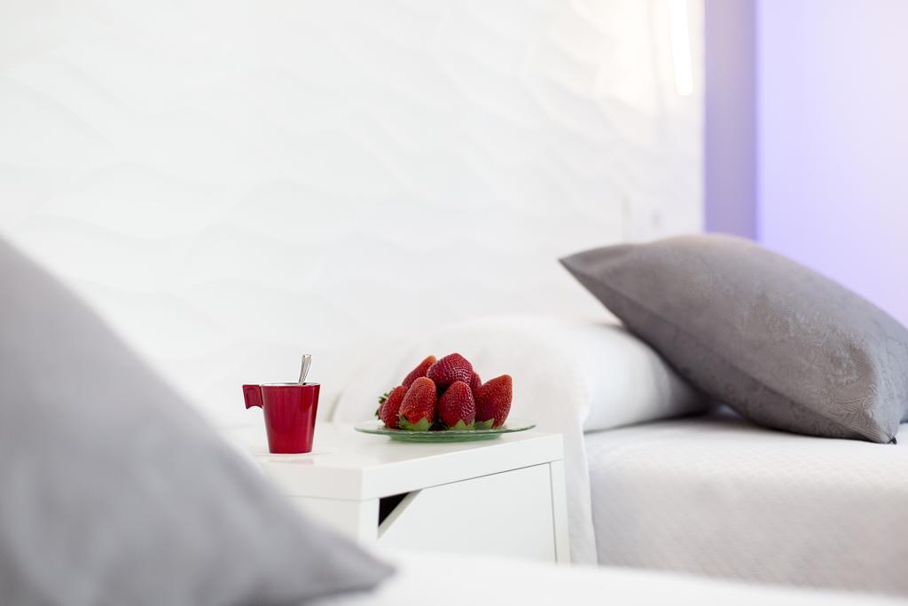 Hostal Alhambra - Adults Only Nerja Exterior photo